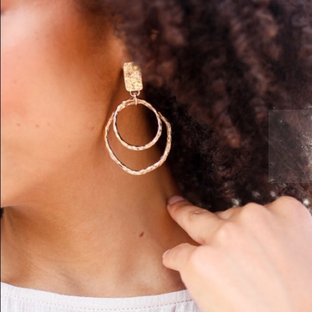 NEW! Gold Textured Statement Earrings. 2.25” long - Picture 4 of 4